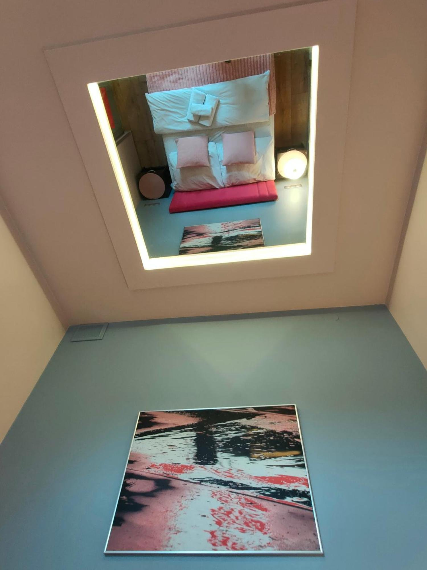 Mirror Pink Studio Apartment Krakow Exterior photo